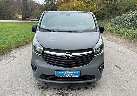 Opel Vivaro . Top Ausstattung