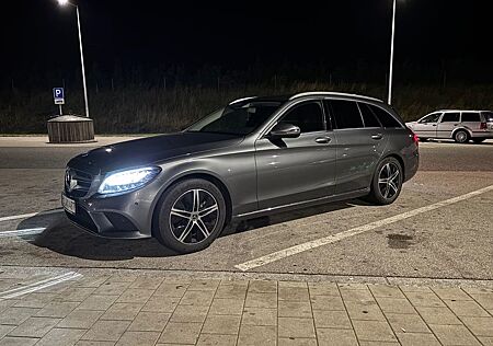 Mercedes-Benz C 220 C220d T-Modell Avantgarde | Facelift | Selenit