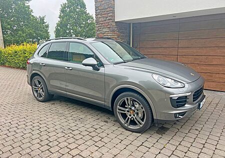 Porsche Cayenne S 4,2 Diesel guter Zustand