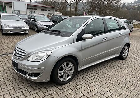 Mercedes-Benz B 200 Automatik* LEDER* PDC*ISOFIX*ALU