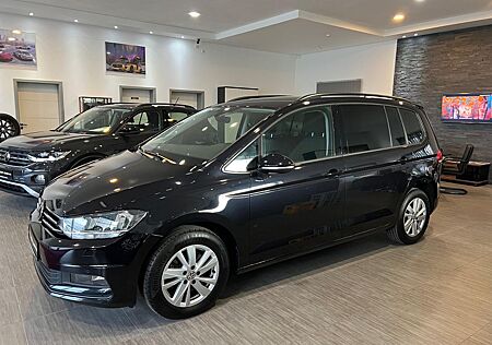 VW Touran Volkswagen 2.0TDI*DSG*NAV*ACC*KAM*EL-HECK*KEY*8-FACH