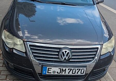 VW Passat Variant Volkswagen Passat 2.0 TDI DSG Motor und Getriebe TOP