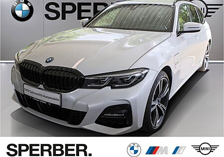 BMW 330 M Sport EU6d e xDrive Touring Park-Assistent