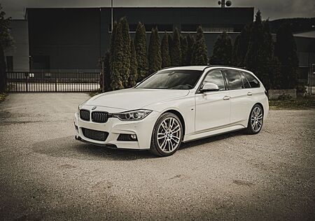 BMW 330d xDrive Touring M-Perfomance Automatic Spo..