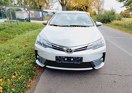 Toyota Corolla gebraucht kaufen Toyota Corolla 1.6 Automatik / Klima