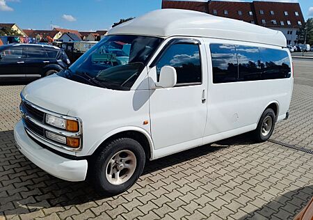 Chevrolet Express VAN 5.0 V8 - Getriebe neu / Motorschaden