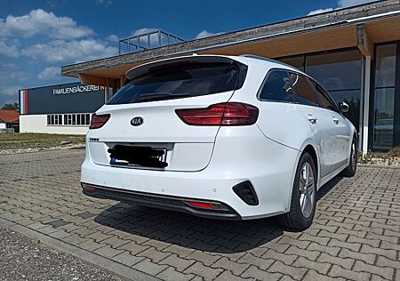 Kia Cee'd Sportswagon 1.4 T-GDI Sportswag...