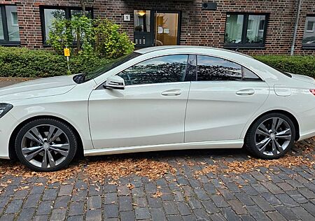 Mercedes-Benz CLA 180 - Guter Zustand Scheckheftgepflegt