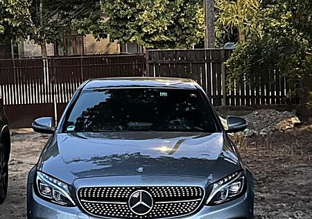 Mercedes-Benz C 250 AMG Line Autom. AMG Line