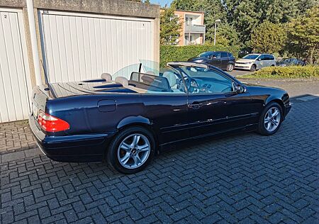Mercedes-Benz CLK 230 KOMPRESSOR AVANTGARDE Avantgarde