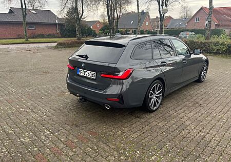 BMW 320d xDrive Touring Automatic -