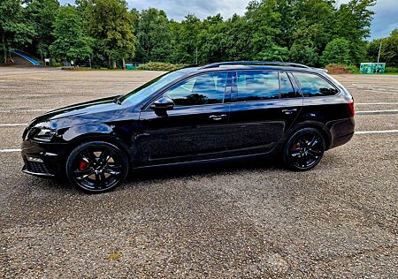 Skoda Octavia 2.0 TSI DSG RS Combi RS