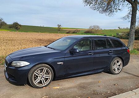 BMW 535d xDrive Touring M-Paket Leder Xenon Navi Pro