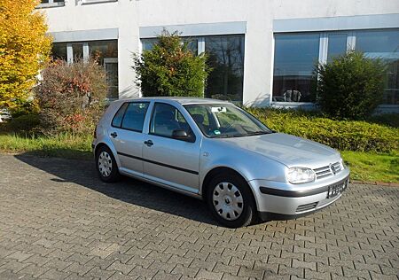 VW Golf Volkswagen 1.4 Benziner*Klimaanlage*Tel.0172/9026929