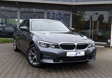 BMW 320i Aut. sport-line Navi Live Park Teilleder