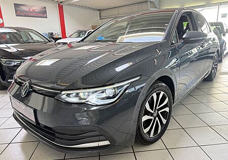 VW Golf Volkswagen VIII Lim. Active 2.0 TDI LED PANO NAVI AHK