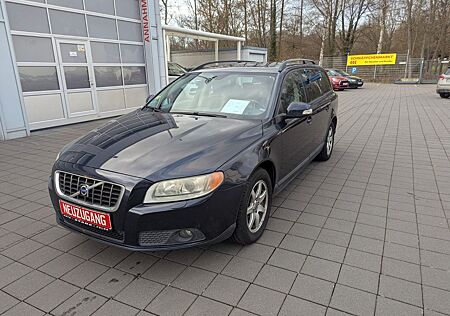 Volvo V70 Kombi**1.HAND+AHK+SITZHEIZUNG**