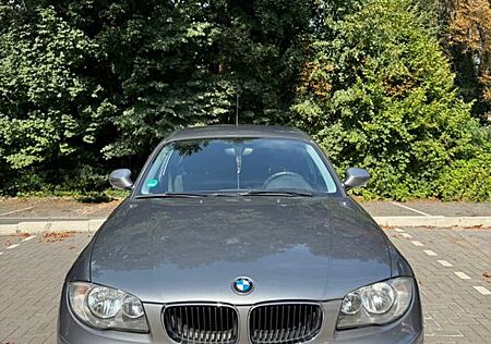 BMW 118i , 143 PS, Sitzheizung, AHK, Steuerkette gew.