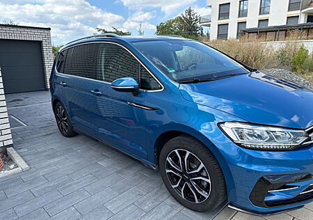 VW Touran Volkswagen 2.0 TDI SCR Highline R-Line