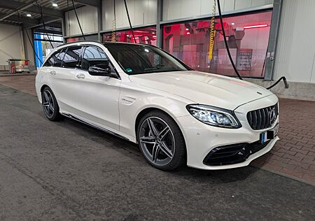 Mercedes-Benz C 63 AMG Mercedes Benz C 63 T AMG /*Night*Carbon*Pano*