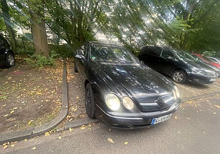 Mercedes-Benz CL 500 -