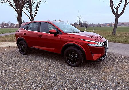 Nissan Qashqai 1.3 DIG-T MHEV Acenta | Navi
