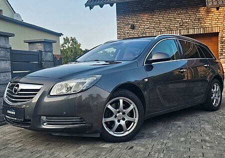 Opel Insignia A Sports Tourer Cosmo* TÜV 04.2027*