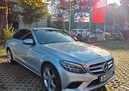 Mercedes-Benz C 220 d 4MATIC Autom. -