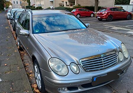 Mercedes-Benz E 220 CDI T CLASSIC Classic