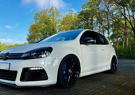 VW Golf Volkswagen R 2.0 DSG Allrad Tausch V8 350HP KlappenESD