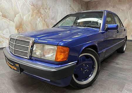 Mercedes-Benz 190 2.3 Avantgarde Azzurro/Unfallfrei/Scheckheft