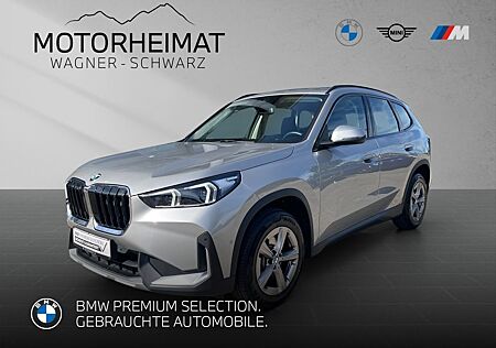 BMW X1 sDrive20i Premiumpaket Reling