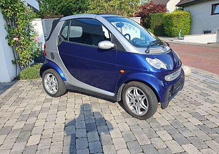 Smart ForTwo Cabrio 450Top gepflegt sehr viele Ve...