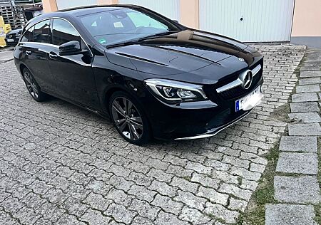 Mercedes-Benz CLA 180 Shooting Brake PEAK Edition PEAK Edition