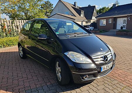 Mercedes-Benz A 160 AVANTGARDE BlueEFFICIENCY AVANTGARDE