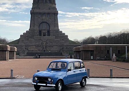 Renault R 4 H-Kennzeichen Neu aufgebaut Erst 1900 km