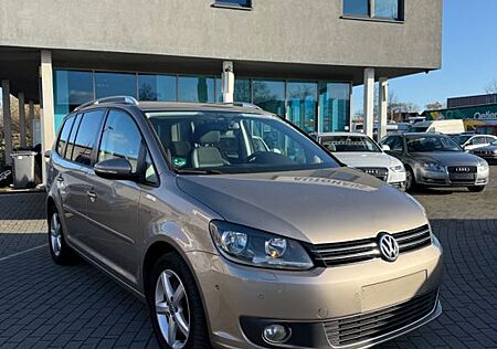 VW Touran Volkswagen Life BMT