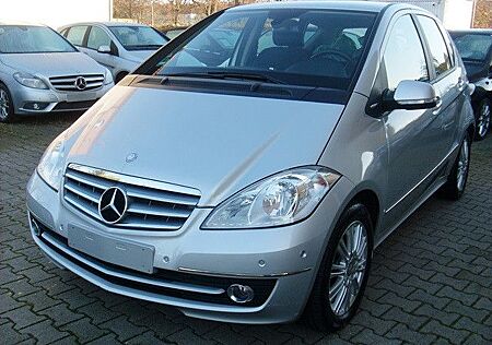 Mercedes-Benz A 160 Elegance Automatik / 69.254 Kilometer