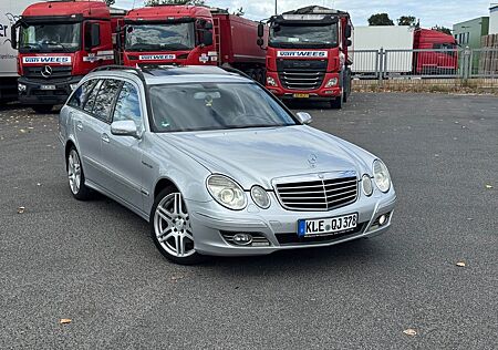 Mercedes-Benz E 200 KOMPRESSOR T AVANTGARDE AUTOMATIK TÜV 9.26