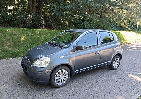 Toyota Yaris 1.0 Edition, Inspektion & TÜV NEU !