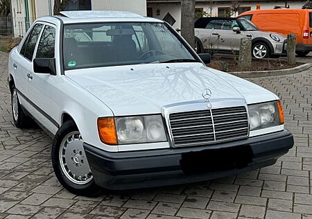 Mercedes-Benz 200 E Lim W124 AUTOMATIK+SHD+ALU+TÜV NEU