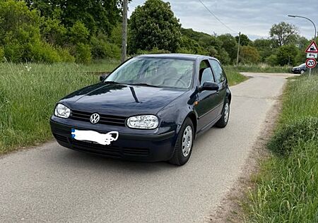 VW Golf Volkswagen TOP 4 | 1.6l | 101 PS | Baujahr 1998
