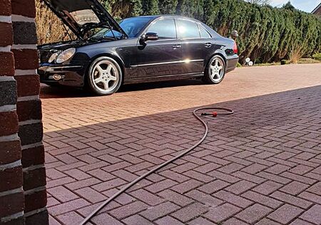 Mercedes-Benz E 320 CDI AVANTGARDE Avantgarde