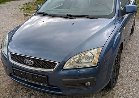 Ford Focus 2,0TDCi DPF Ghia Ghia