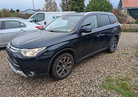 Mitsubishi Outlander 2.2 DI-D Top ClearTec 4WD