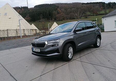 Skoda Karoq 1.5l TSI ACT DSG AMBITION - Garantie