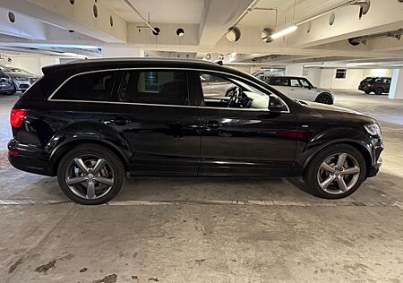 Audi Q7 3.0 TDI Quattro S line NEUE TÜV 09/2027