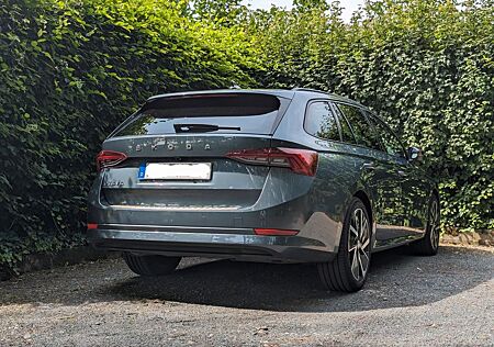 Skoda Octavia 2.0 TDI 110kW DSG STYLE COMBI Sportpaket
