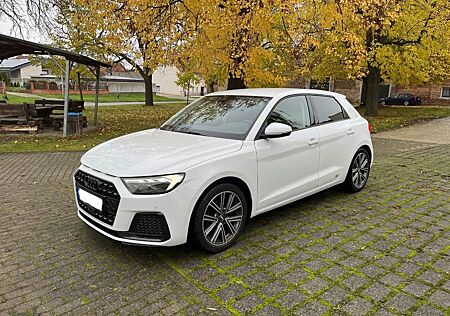 Audi A1 30 TFSI Sportback -