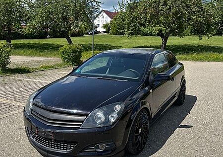 Opel Astra H GTC